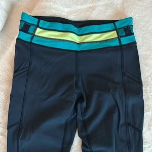 Lululemon leggings size 6